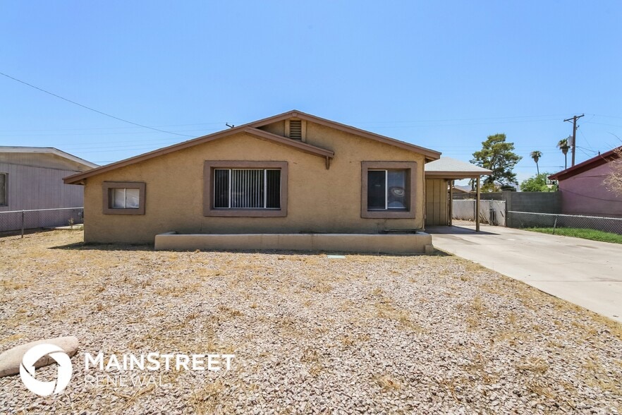 Primary Photo - 2027 W Chambers St