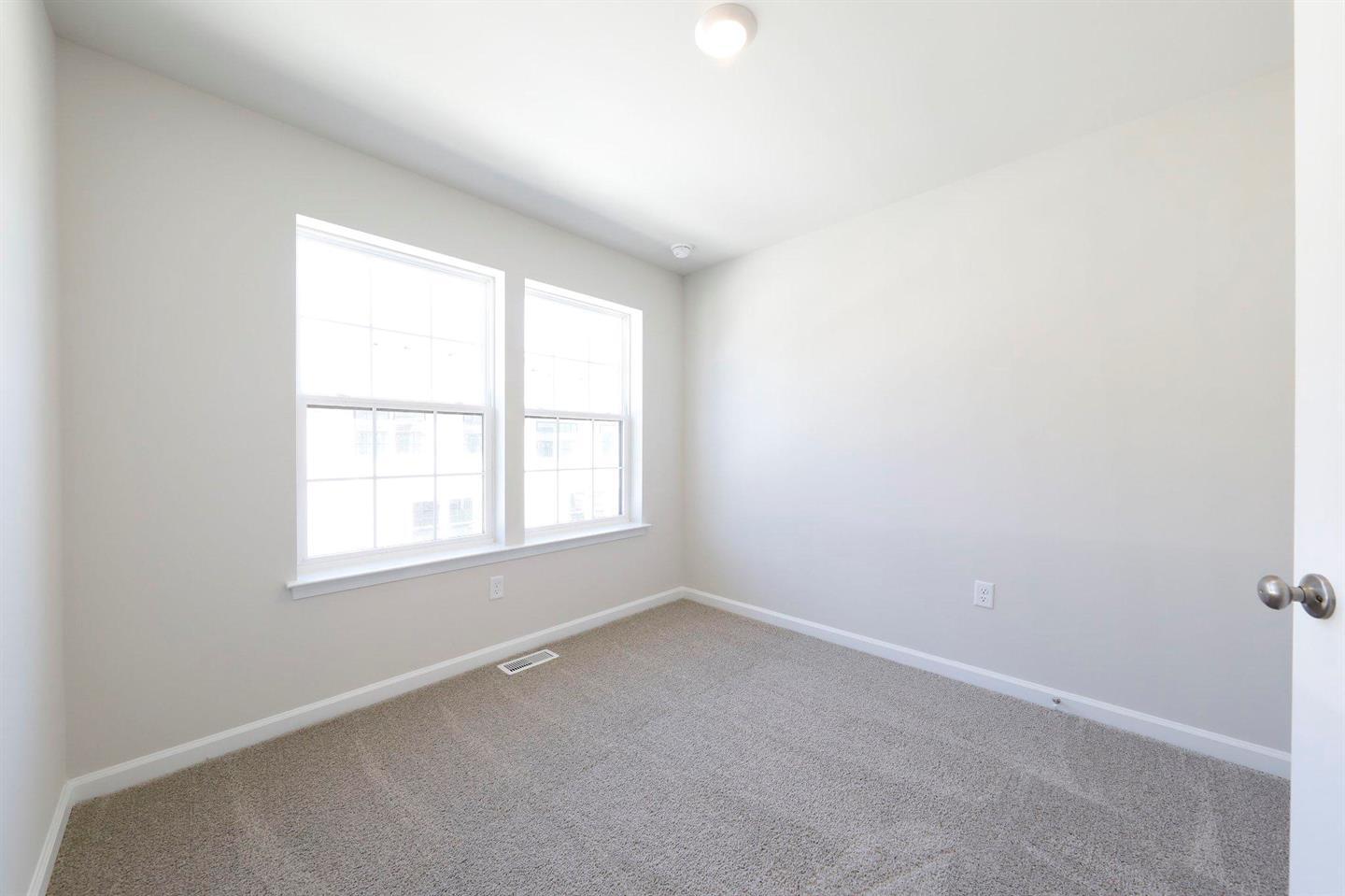 Building Photo - 23 Clementon Rd W