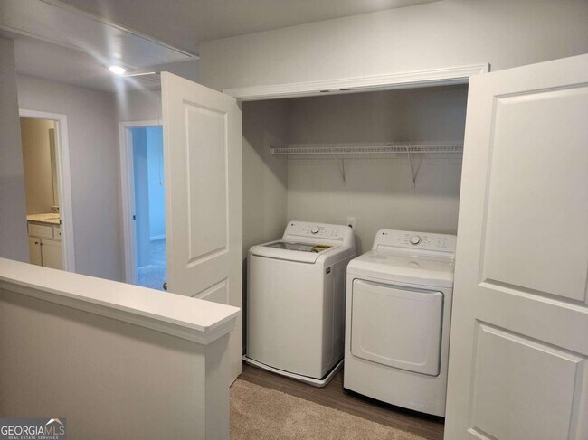 Building Photo - 832 Cygnet Ln