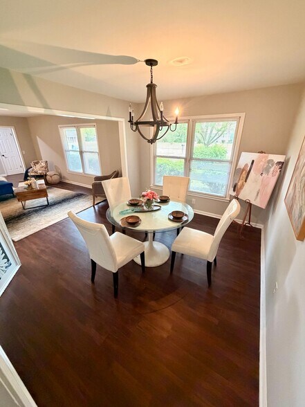 Building Photo - 310 Wimbledon Dr