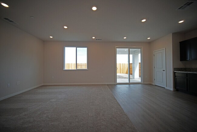 Building Photo - brand-new, never-before-lived-in 3-bedroom, 2-bathroom home with solar!