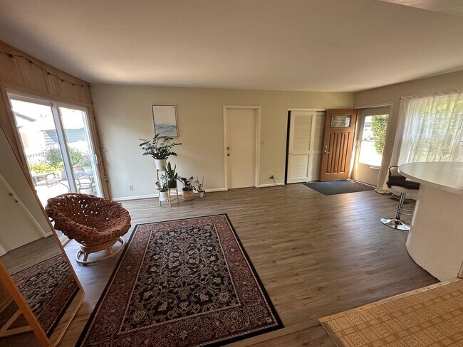 Building Photo - 5100 N Idlewild Ave