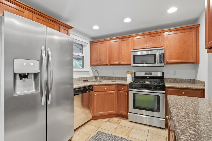 Building Photo - 1946 Terry Mill Rd SE