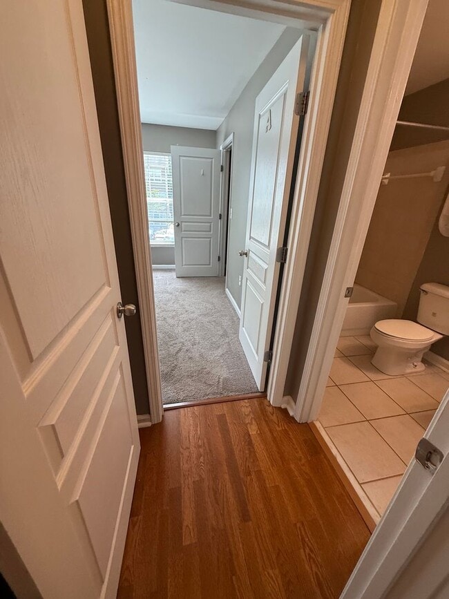 Building Photo - 06-204 Tennoppzone