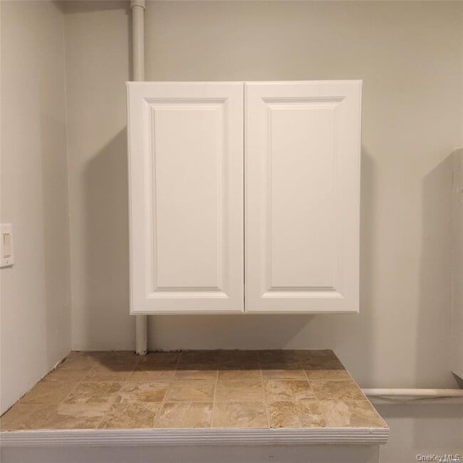 Building Photo - 30 Montgomery Ave