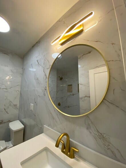 Building Photo - 172 Union St