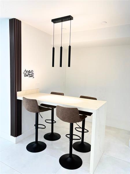 Building Photo - 751 Hollywood Blvd