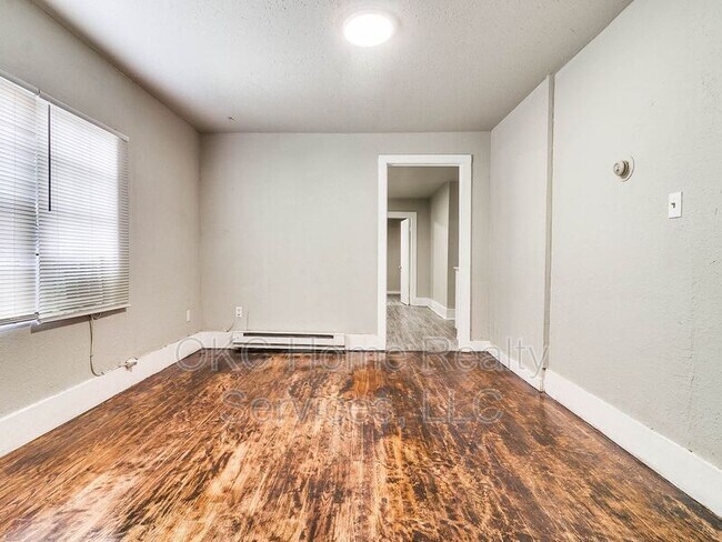 Building Photo - 1740 NW 11th St