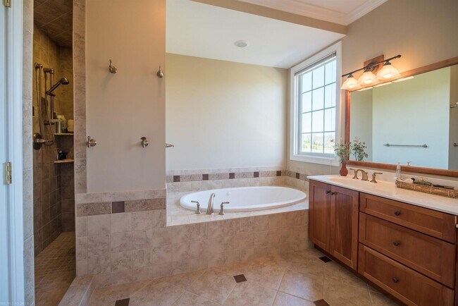 Building Photo - Charming Wyatt Farms Home with Stunning Vi...