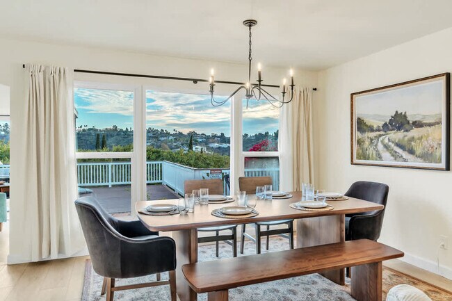 Building Photo - 4853 Twain Ave