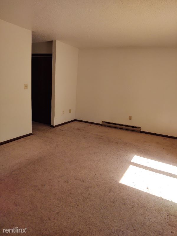 Building Photo - 2 br, 1.5 bath Townhome - 3434 Key Court