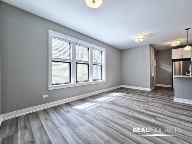 Building Photo - 2 bedroom in CHICAGO IL 60613