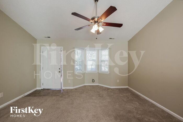 Building Photo - 3204 Faircroft Way