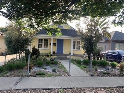 Building Photo - Beautifully Updated 2-bedroom