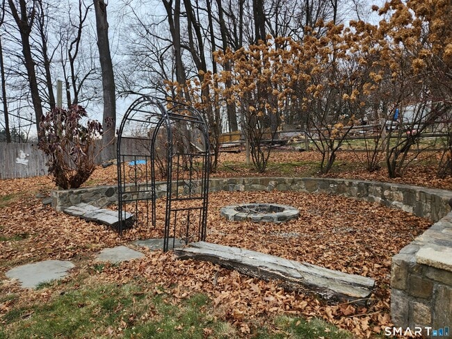 Building Photo - 10 Washington Ave