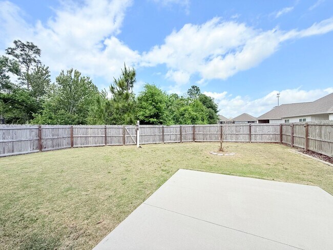 Building Photo - 3-Bedroom Home + Office - Arbor Place