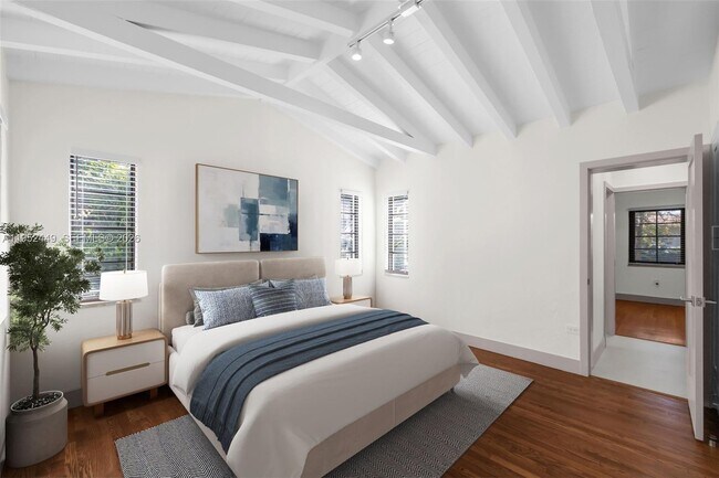 Building Photo - 3519 Toledo St