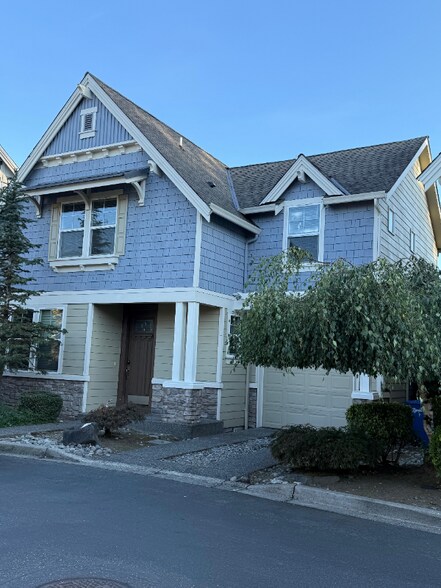 Primary Photo - 830 235th Pl SE
