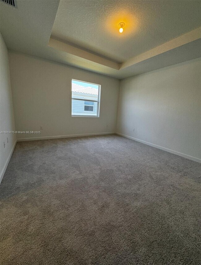 Building Photo - 132 SW 184th Way