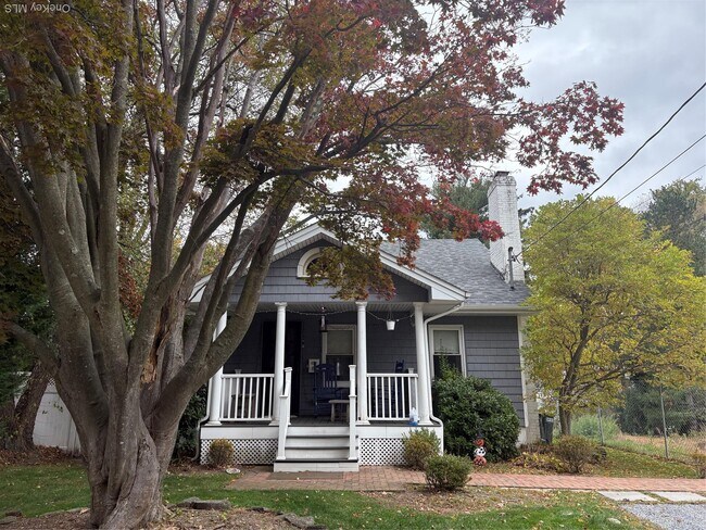 Primary Photo - 45 Central Pkwy