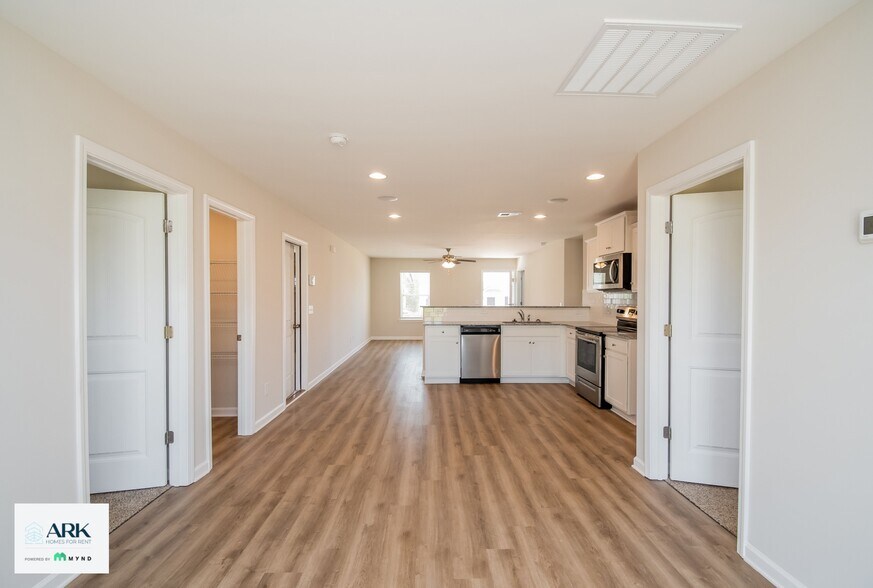 Building Photo - 272 Wahoo Cir