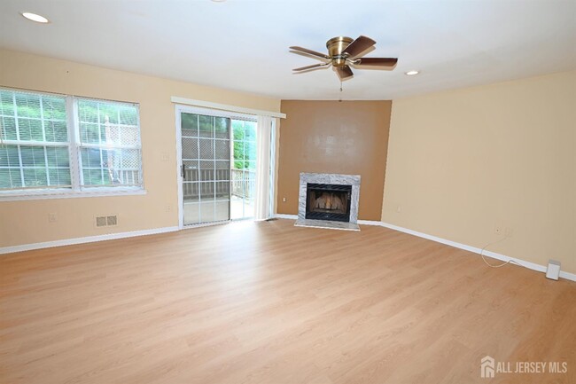 Building Photo - 34 Nostrand Rd