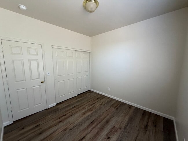 Building Photo - 5910 Sapphire Ridge Ct
