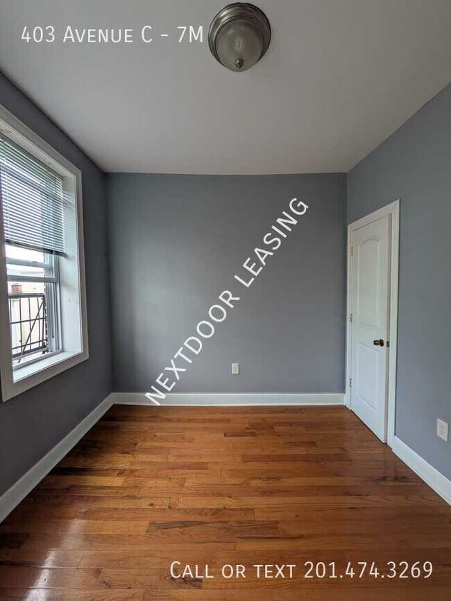 Building Photo - 403 Avenue C