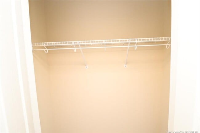 Building Photo - 711 Keystone Park Dr