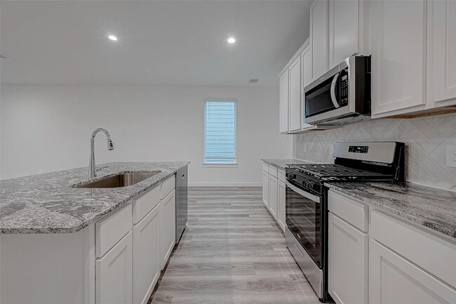 Building Photo - 13420 Sombrero Cay Dr