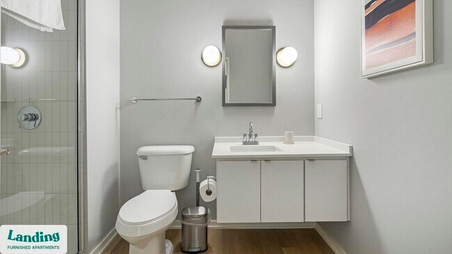 Building Photo - 815 Madison St