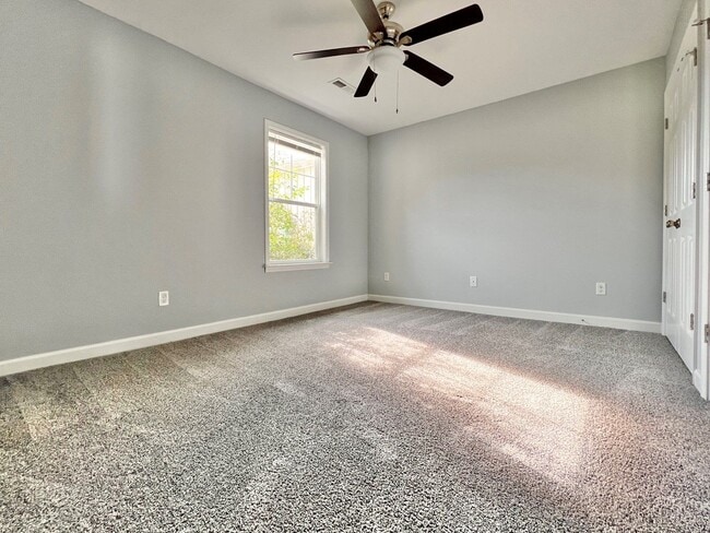 Building Photo - 2 BR 2 BA in Holly Ridge