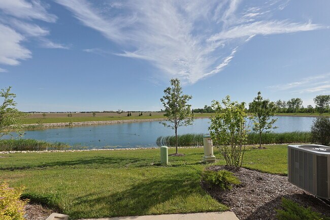 Building Photo - 2287 Ryegrass Ln
