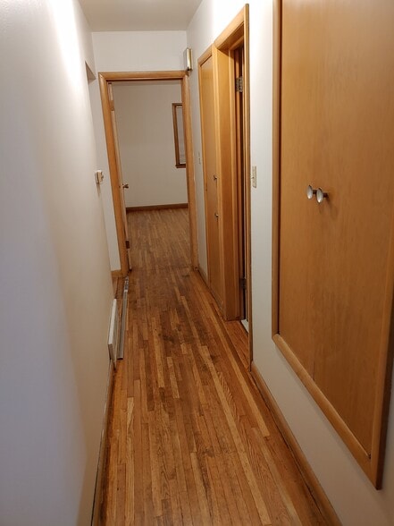 Building Photo - 2628 Iowa St