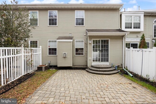 Building Photo - 67 Hearthstone Ln