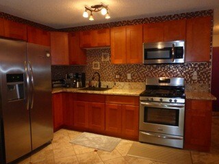 Primary Photo - 355 Kalanianaole St