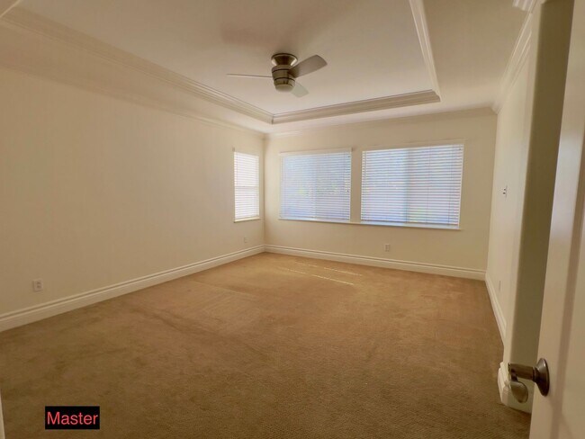 Building Photo - Upgraded 4 bedrooms 3 full baths home in Chula Vista- San Miguel Ranch area.