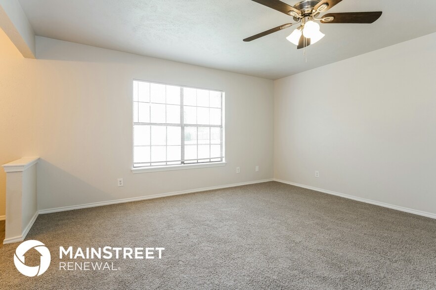 Building Photo - 502 Ponderosa Dr