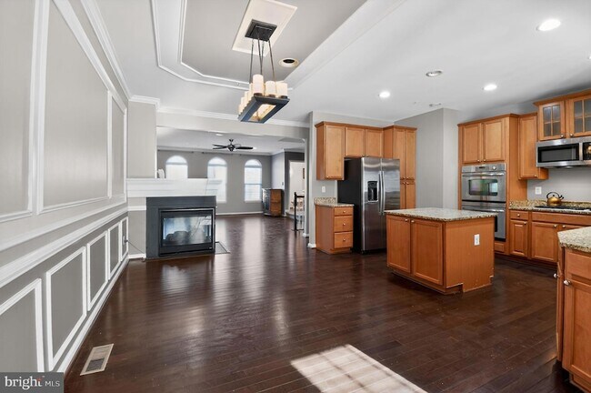 Building Photo - 2102 Congresbury Pl