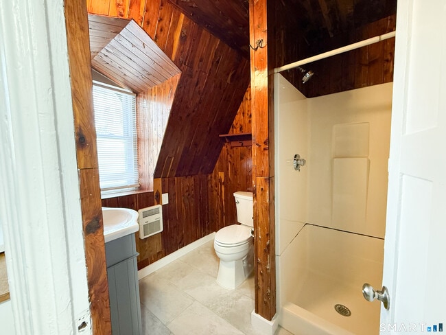 Building Photo - 40 Franklin St