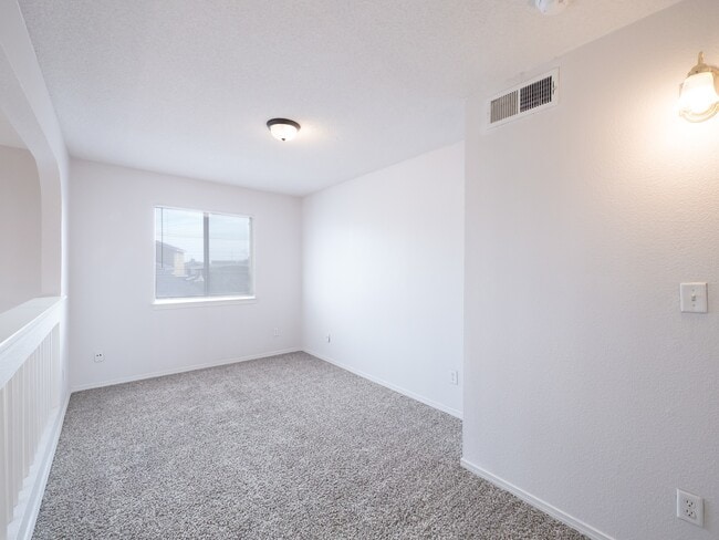 Building Photo - 12752 Tierra Salas Dr