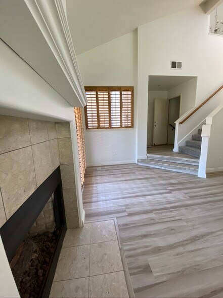 Building Photo - 7 Santa Rosa Ct
