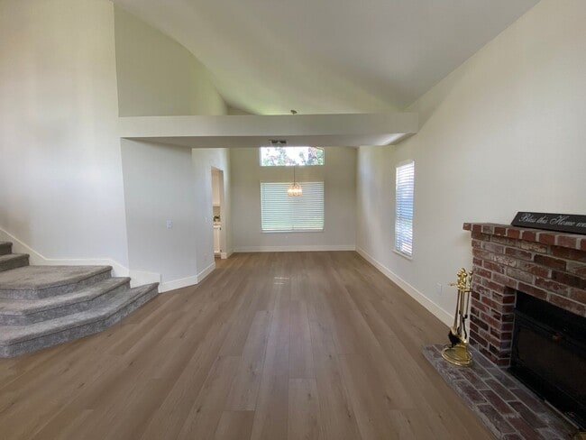 Building Photo - Gorgeous Home With Multiple Living Rooms, Two Primary Suites, Fruit Trees, And More!
