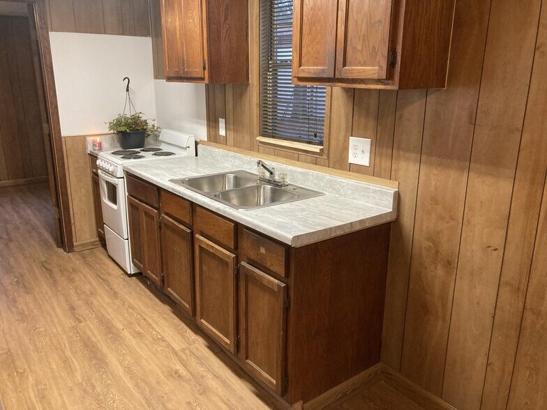 Building Photo - 179 Quarry Ln