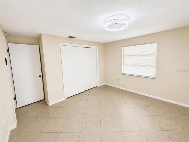 Building Photo - 257 Camillia Ln