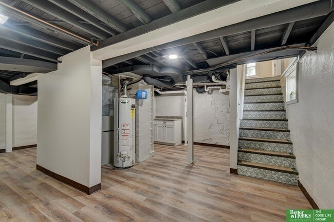 Building Photo - 6519 Parker St