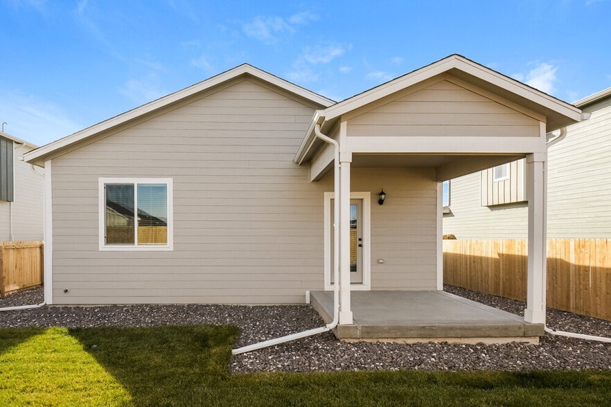 Building Photo - 9468 Yampa St