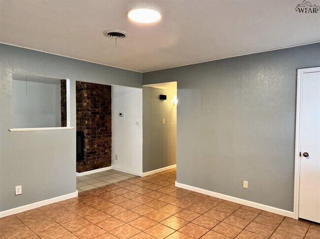 Building Photo - 4609 Tammy Dr