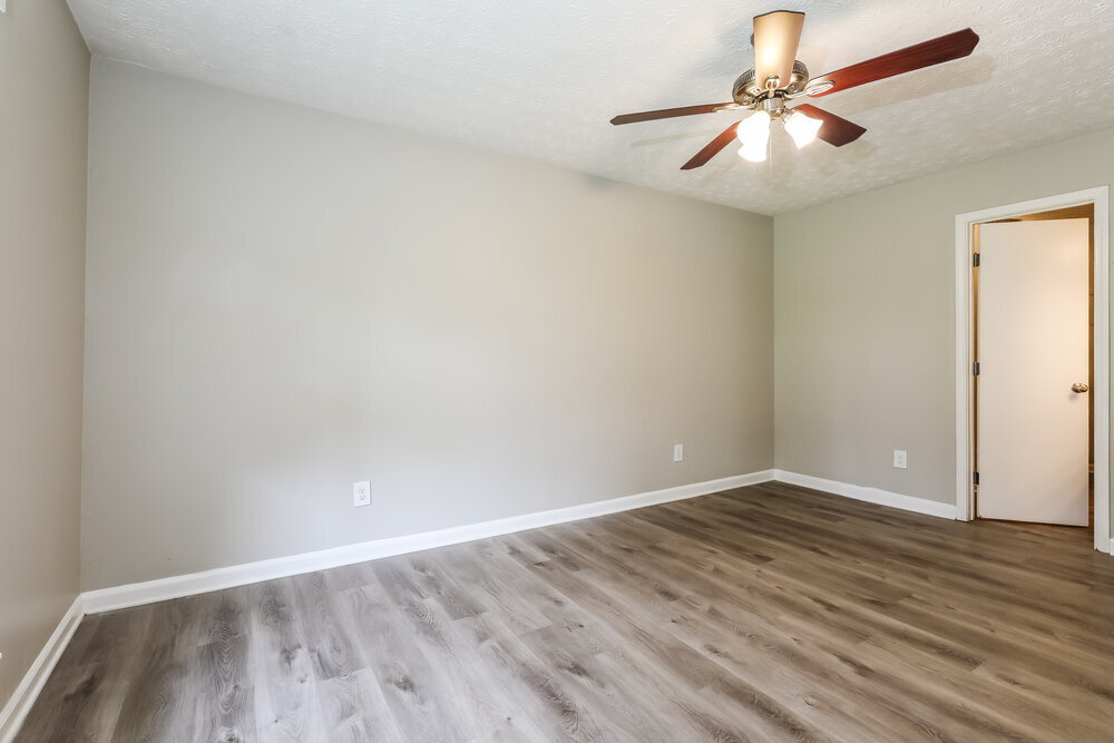 Building Photo - 527 Brookfield Way