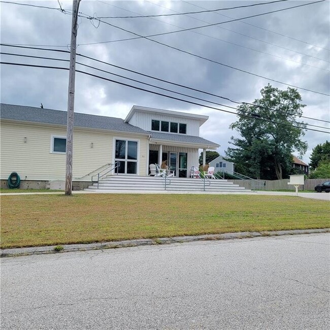 Building Photo - 33 Sakonnet Dr